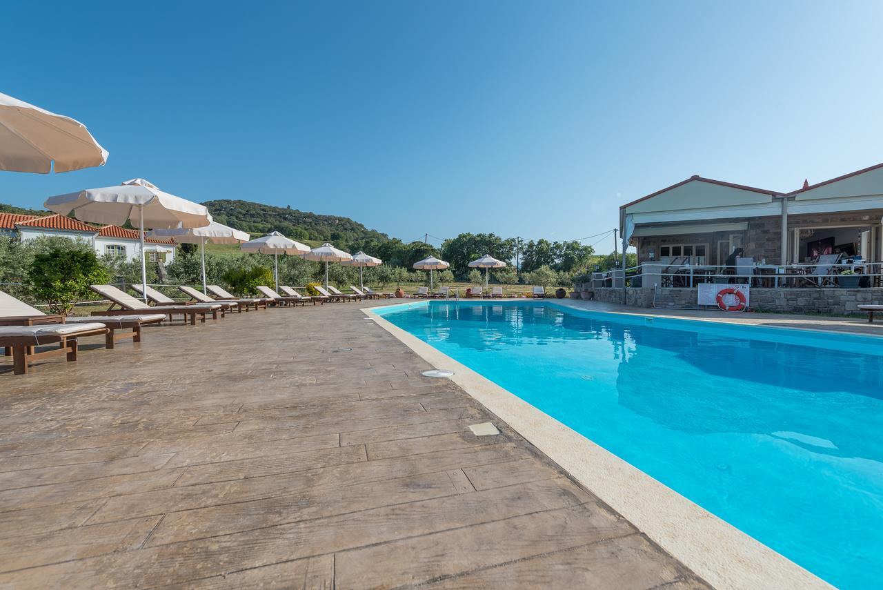 Aparthotel Moongarden Mythimna Esterno foto